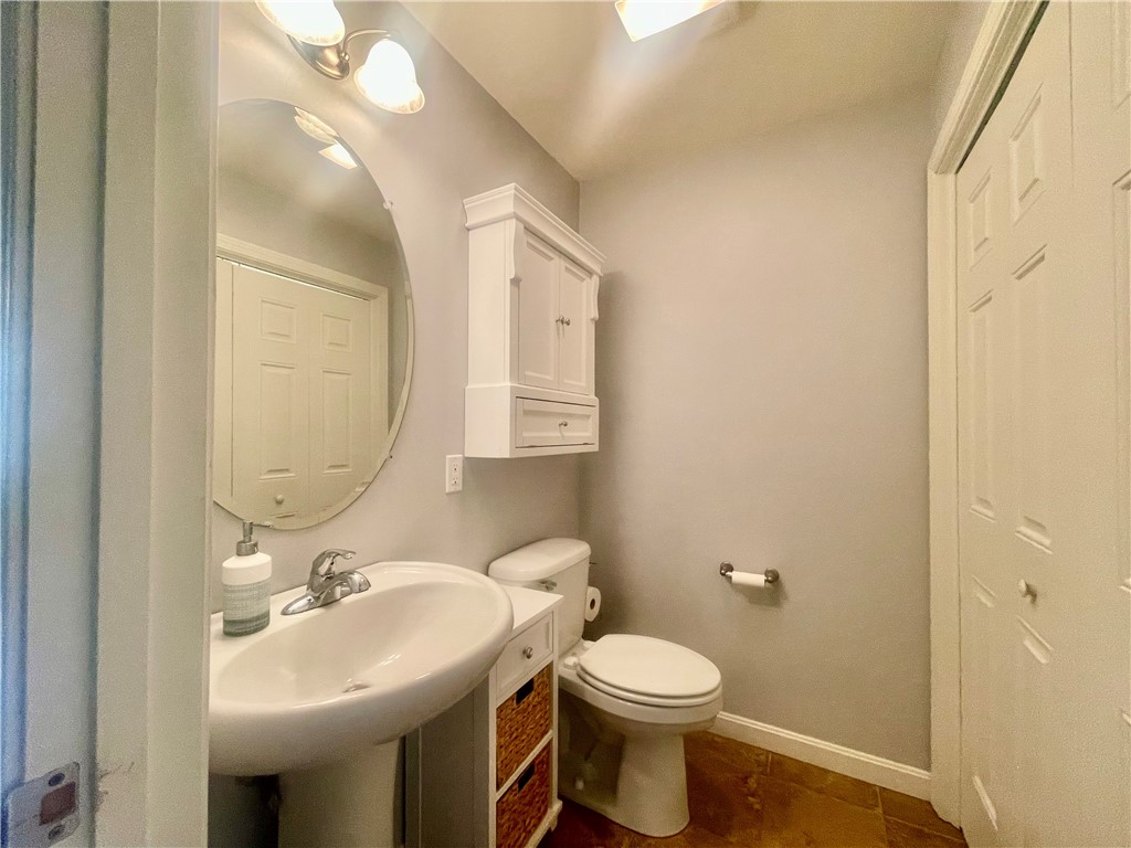 10 Josephine Drive, Unit 2D Charlestown, RI 02813 - Photo 8 of 23
