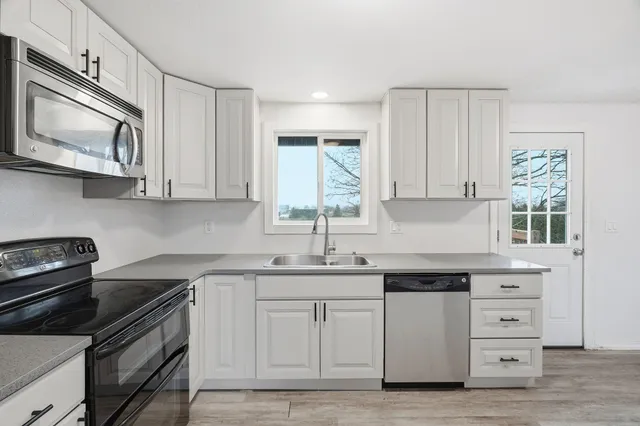 $450,000 | 24604 East Wellesley Avenue, Otis Orchards, WA 99027