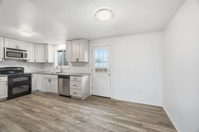 $450,000 | 24604 East Wellesley Avenue, Otis Orchards, WA 99027