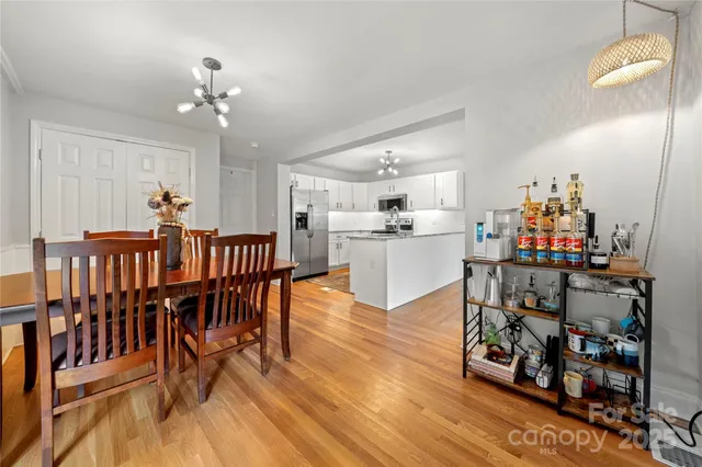 $430,000 | 3725 Sudbury Road, Charlotte, NC 28205