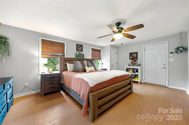 $430,000 | 3725 Sudbury Road, Charlotte, NC 28205