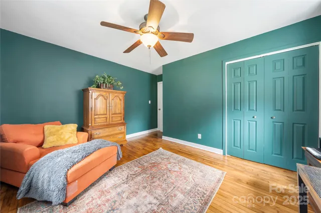 $430,000 | 3725 Sudbury Road, Charlotte, NC 28205