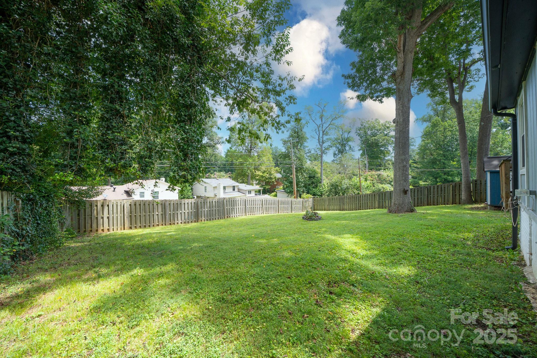 3725 Sudbury Road Charlotte, NC 28205 - Photo 28 of 29 Gallery Image 28