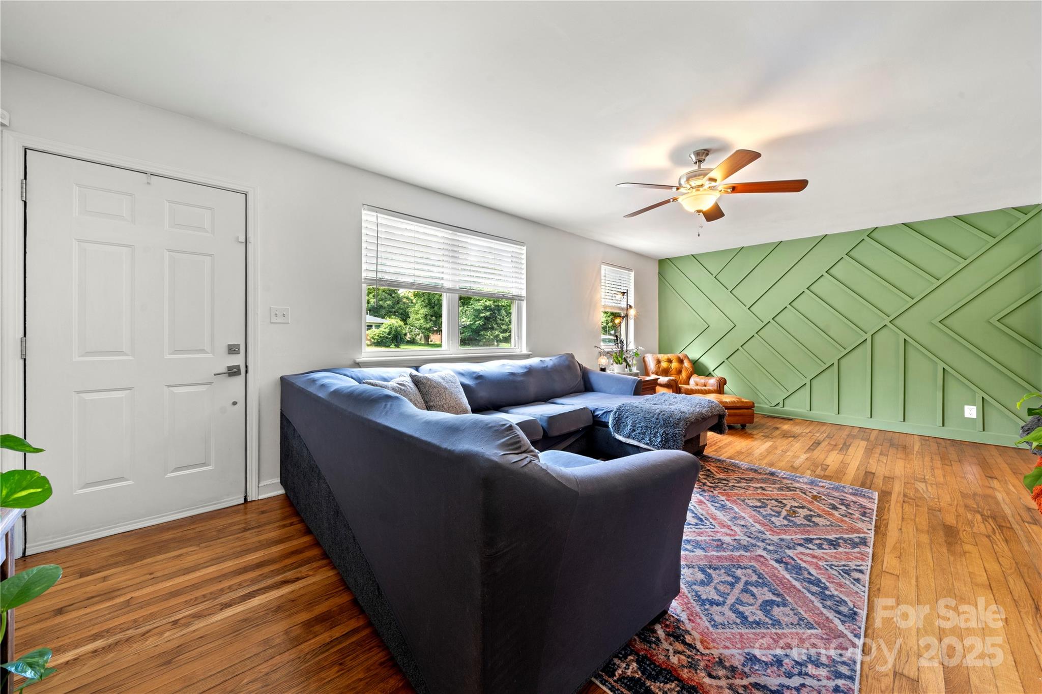 3725 Sudbury Road Charlotte, NC 28205 - Photo 3 of 29 Gallery Image 3