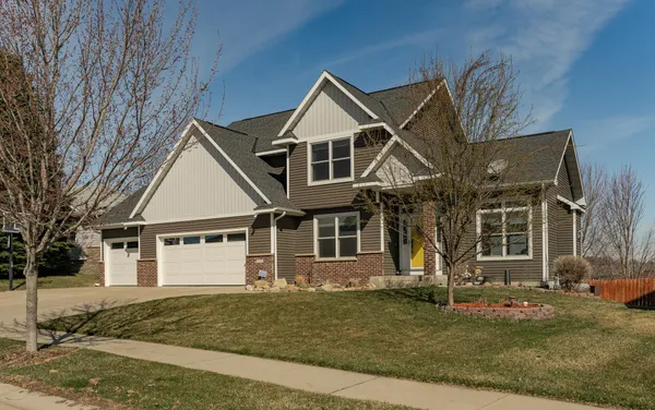 $624,900 | 2721 Boulder Ridge Drive Northwest, Rochester, MN 55901