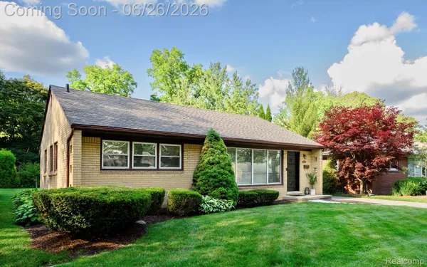 $469,000 | 2151 Derby Road, Troy, MI 48084
