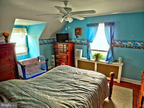 4306 Barrington Road Baltimore, MD 21229 - Photo 17 of 30 Bedroom