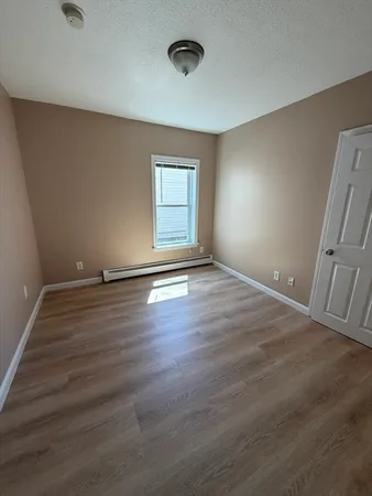 $2,500 | 32 Pond Street, Unit 1, Attleboro, MA 02703