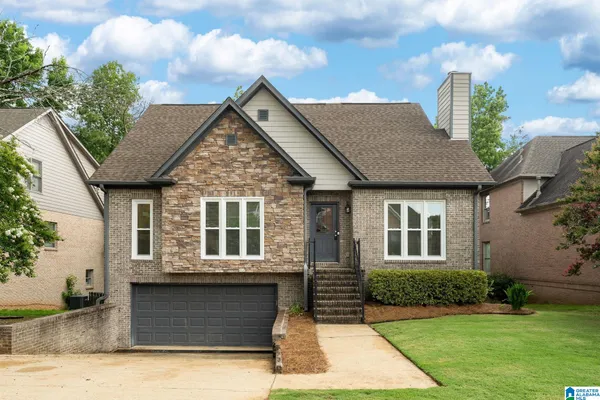 $399,900 | 129 Highland Crest Parkway, Hoover, AL 35226
