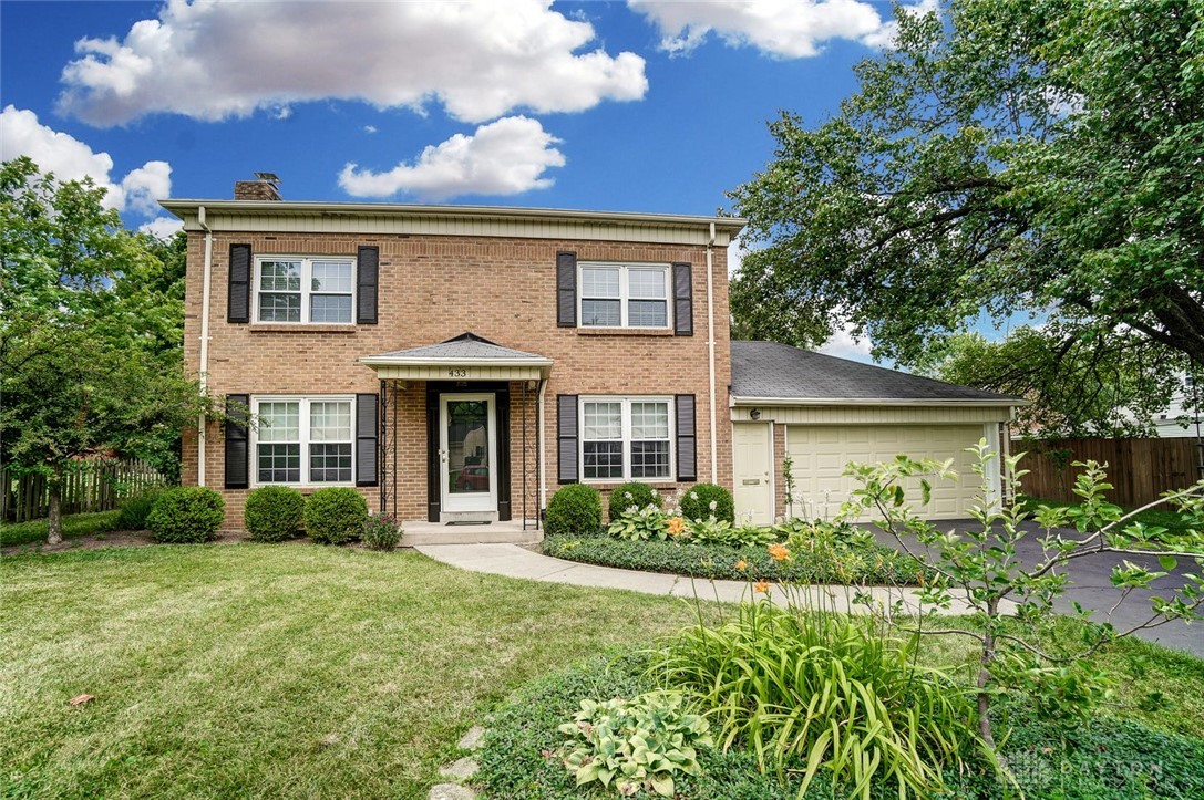433 Avon Way Kettering, OH 45429 - Photo 1 of 37
