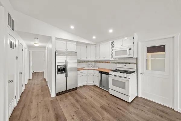 $465,000 | 4829 St Lynn Lane, Carmichael, CA 95608