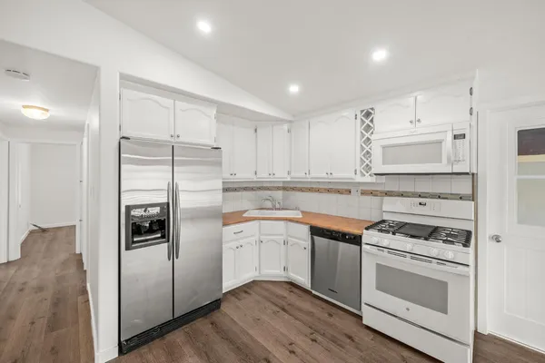 $465,000 | 4829 St Lynn Lane, Carmichael, CA 95608