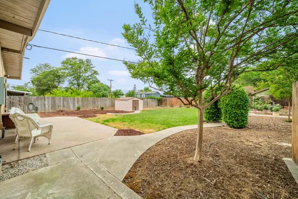 $465,000 | 4829 St Lynn Lane, Carmichael, CA 95608