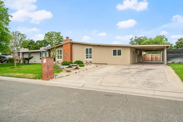 $465,000 | 4829 St Lynn Lane, Carmichael, CA 95608