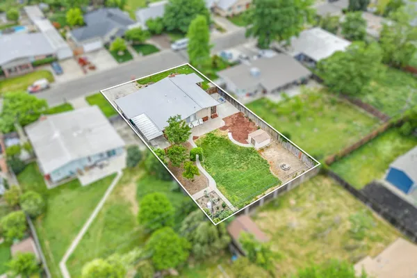 $465,000 | 4829 St Lynn Lane, Carmichael, CA 95608