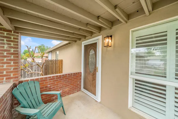 $465,000 | 4829 St Lynn Lane, Carmichael, CA 95608