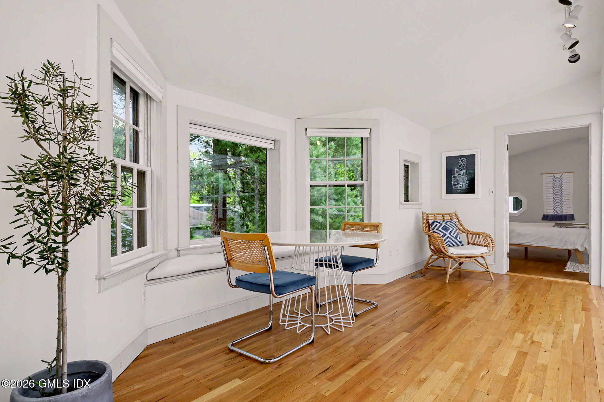 196 West Norwalk Road Norwalk, CT 06850 - Photo 20 of 43 Breakfast Nook