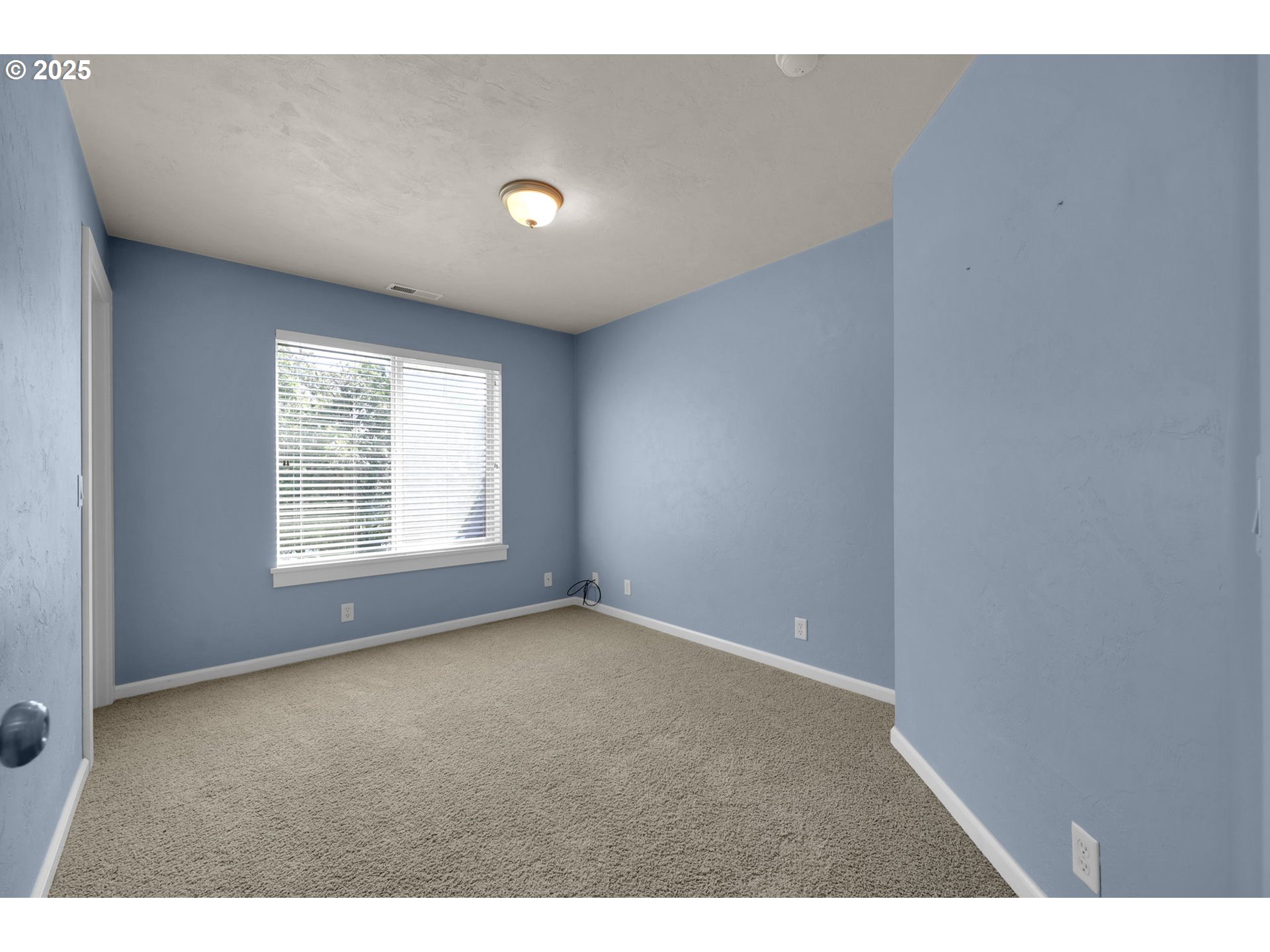 3435 Meadow View Drive Eugene, OR 97408 - Photo 22 of 42