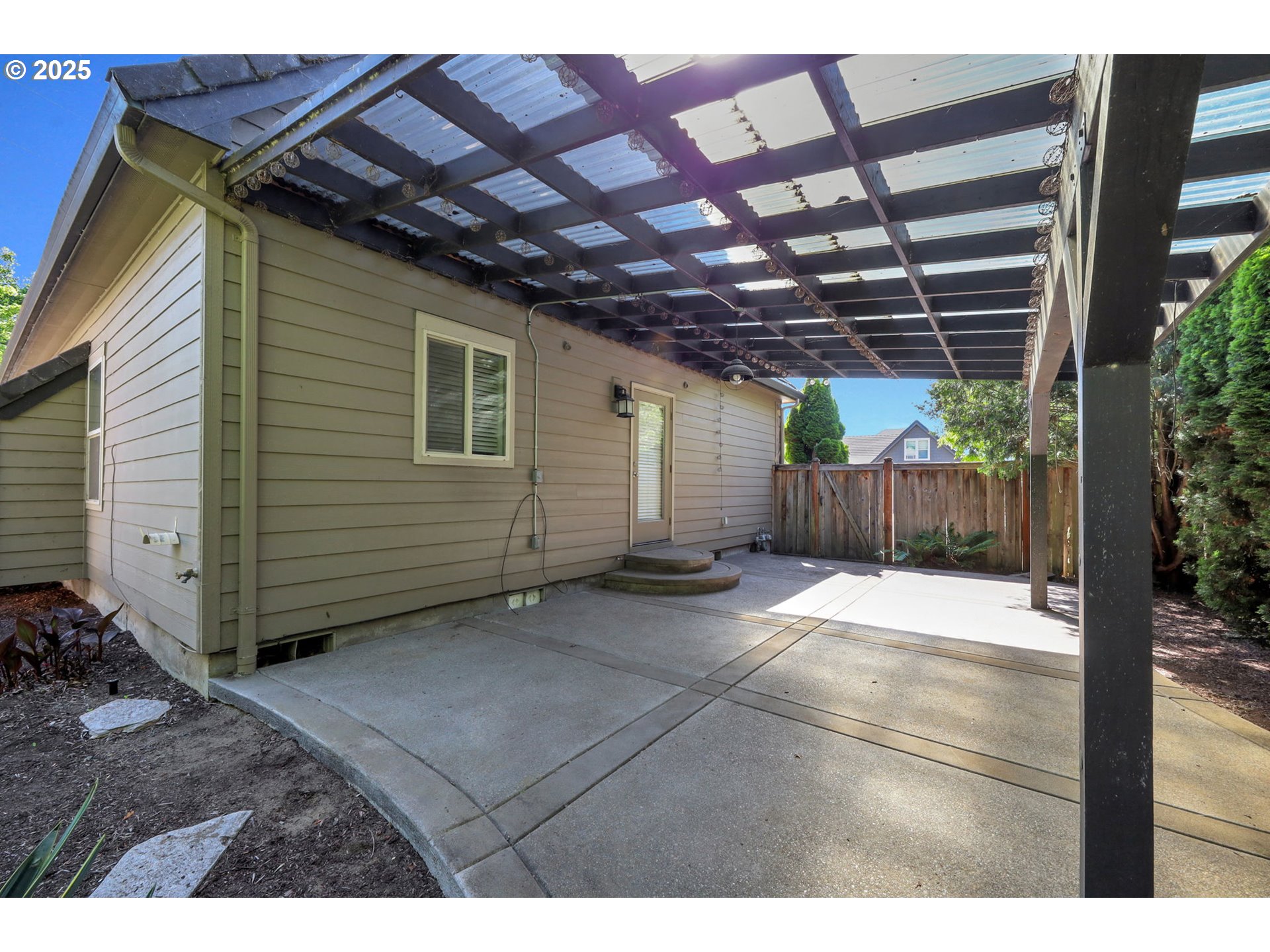 3435 Meadow View Drive Eugene, OR 97408 - Photo 30 of 42