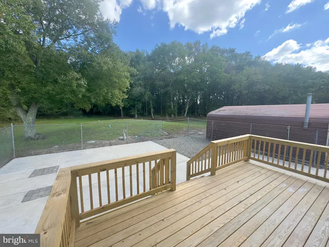 a view of outdoor space