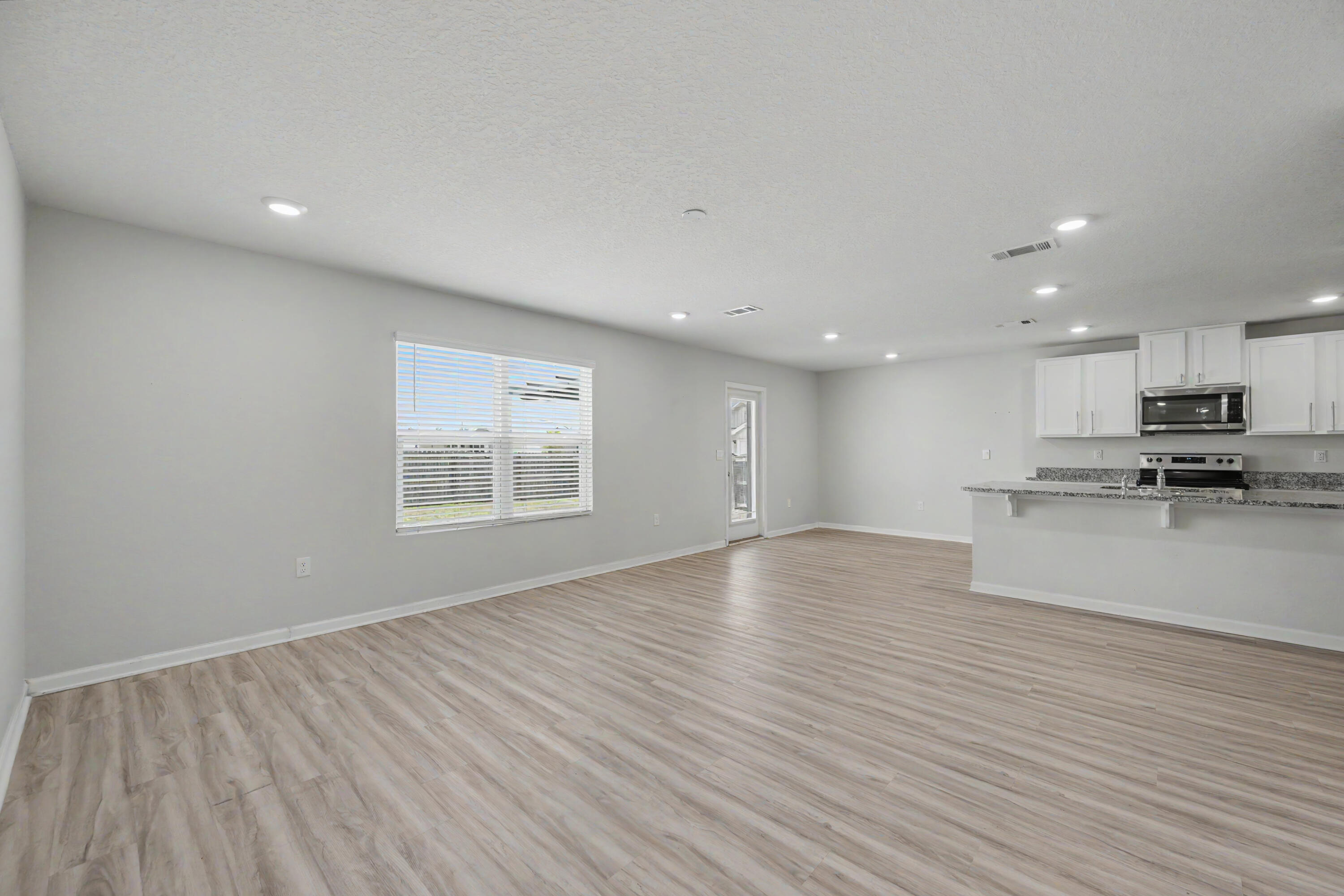 937 Sandbar Loop Crestview, FL 32539 - Photo 8 of 57 8-08