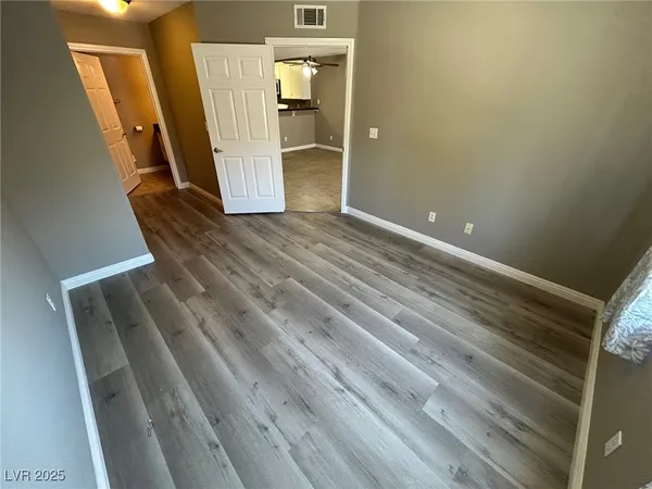 $1,425 | 2105 Sleepy Court, Las Vegas, NV 89106