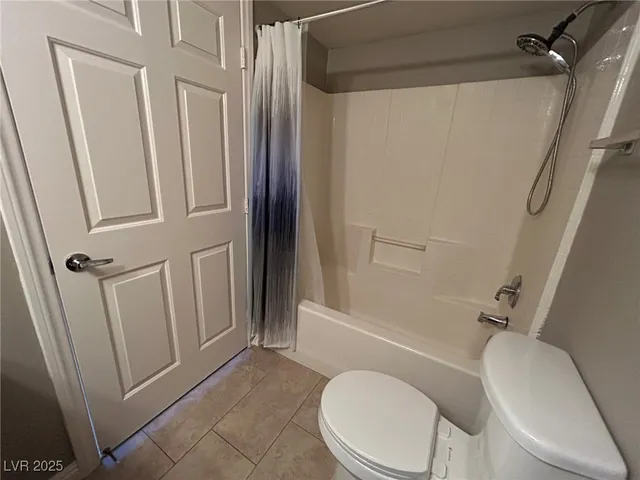 $1,600 | 2105 Sleepy Court, Las Vegas, NV 89106