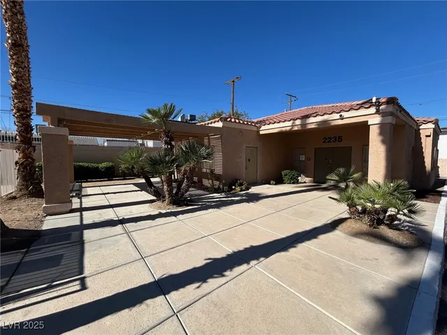 $1,600 | 2105 Sleepy Court, Las Vegas, NV 89106