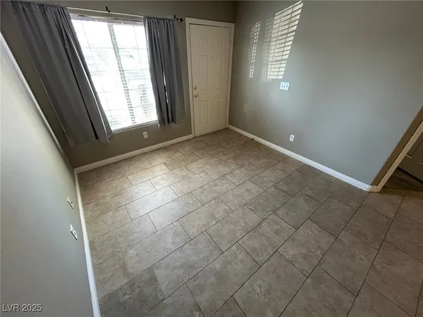 $1,425 | 2105 Sleepy Court, Las Vegas, NV 89106