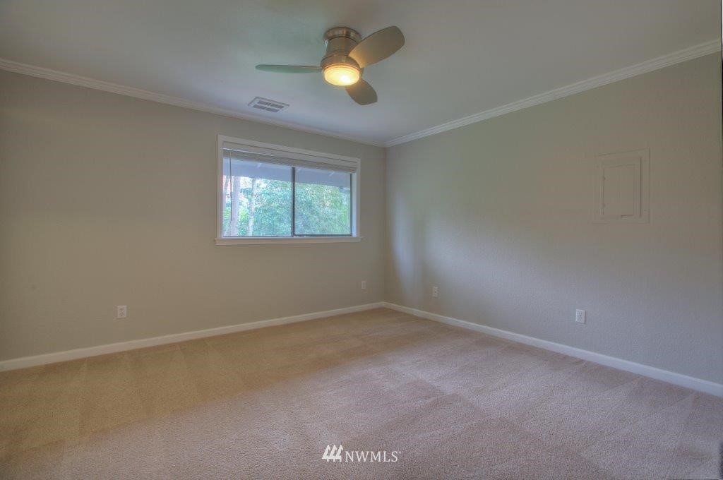 11547 Southeast 175th Street, Unit 1 Renton, WA 98055 - Photo 10 of 17