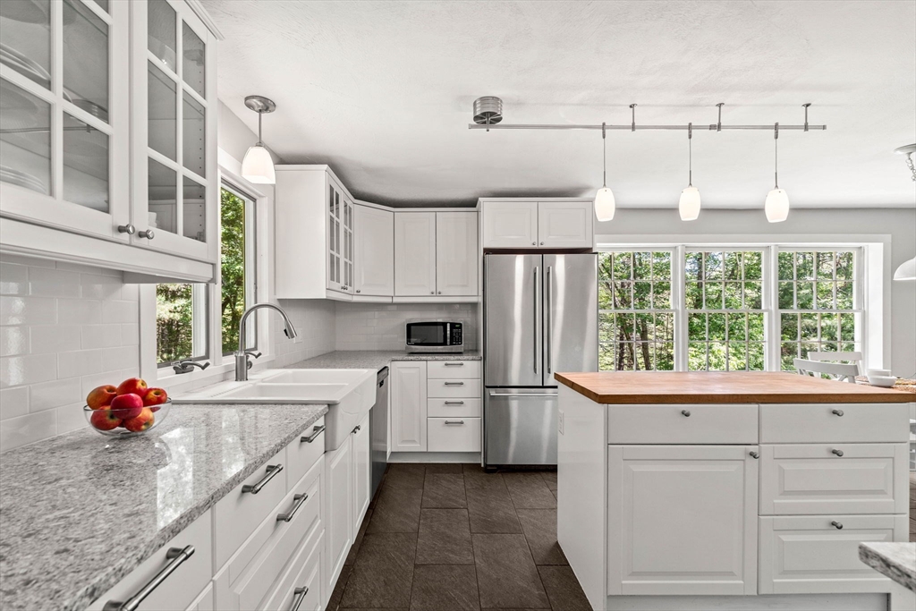 153 Raddin Road Groton, MA 01450 - Photo 3 of 42