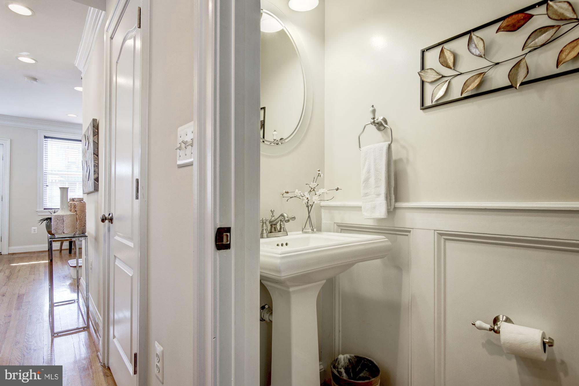 519 Rittenhouse Street Northwest Washington, DC 20011 - Photo 11 of 29