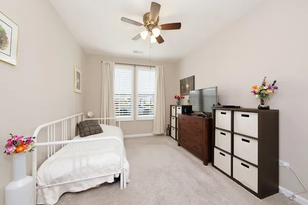 $467,000 | 3203 Sweetgrass Circle, Aurora, IL 60503