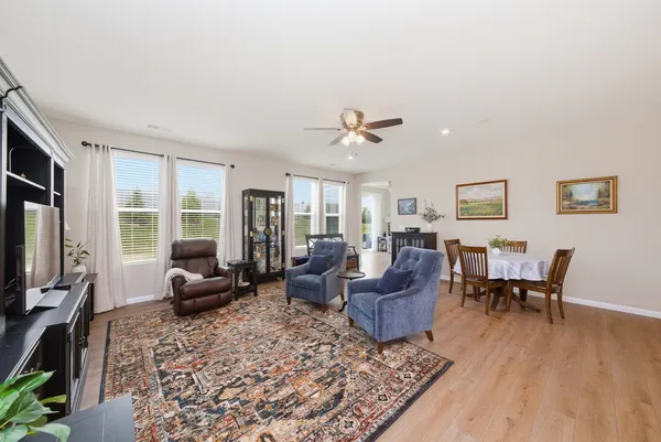 $467,000 | 3203 Sweetgrass Circle, Aurora, IL 60503