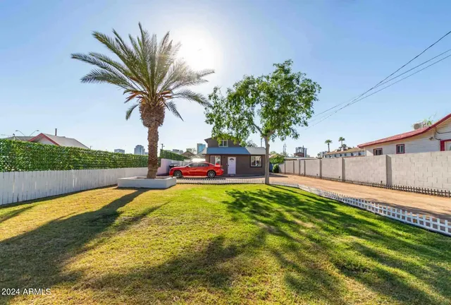 $845,000 | 322 North 11th Place, Phoenix, AZ 85006