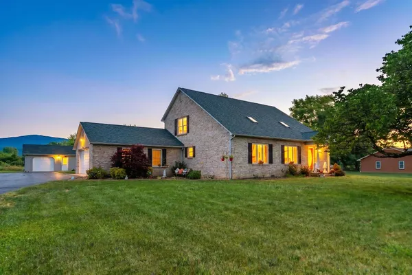 $575,000 | 1802 North River Road, Mount Solon, VA 22843
