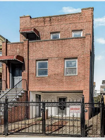 $749,999 | 759 East 218th Street | Williamsbridge
