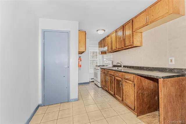 $749,999 | 759 East 218th Street | Williamsbridge