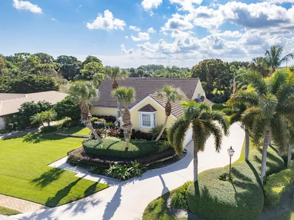 $1,065,000 | 3360 Southeast Golf Trail, Stuart, FL 34997