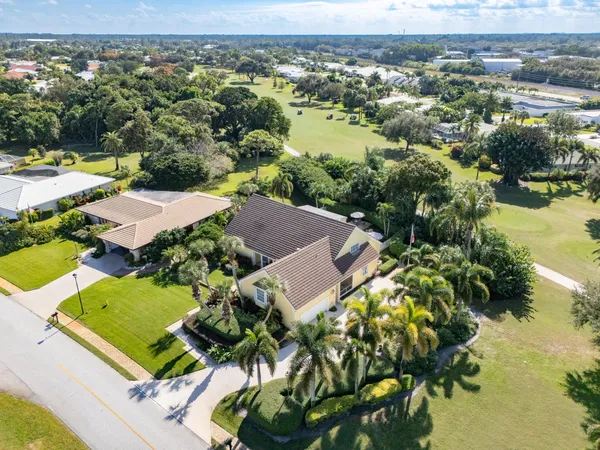 $1,065,000 | 3360 Southeast Golf Trail, Stuart, FL 34997