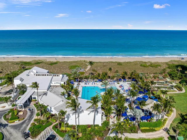 $204,900 | 2400 South Ocean Drive, Unit V122, Hutchinson Island, FL 34949