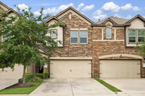 $285,000 | 3404 Orch Brg Lane, Rosenberg, TX 77471