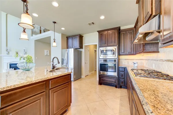 $3,180 | 4623 Montcliff Bend Lane, Sugar Land, TX 77479