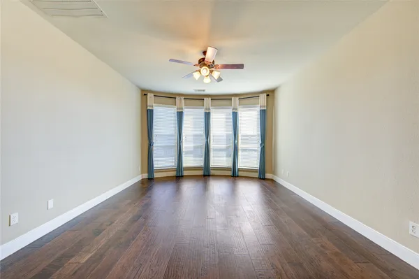 $3,180 | 4623 Montcliff Bend Lane, Sugar Land, TX 77479