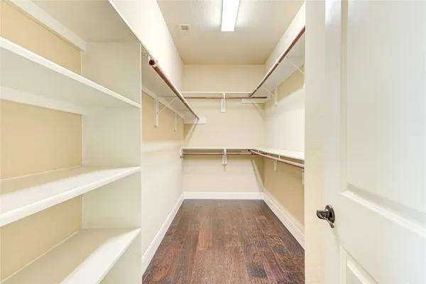 $3,180 | 4623 Montcliff Bend Lane, Sugar Land, TX 77479