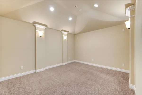 $3,180 | 4623 Montcliff Bend Lane, Sugar Land, TX 77479