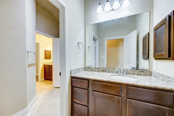 $3,180 | 4623 Montcliff Bend Lane, Sugar Land, TX 77479
