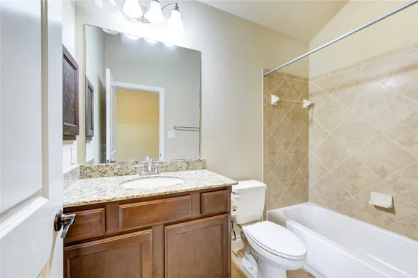 $3,180 | 4623 Montcliff Bend Lane, Sugar Land, TX 77479