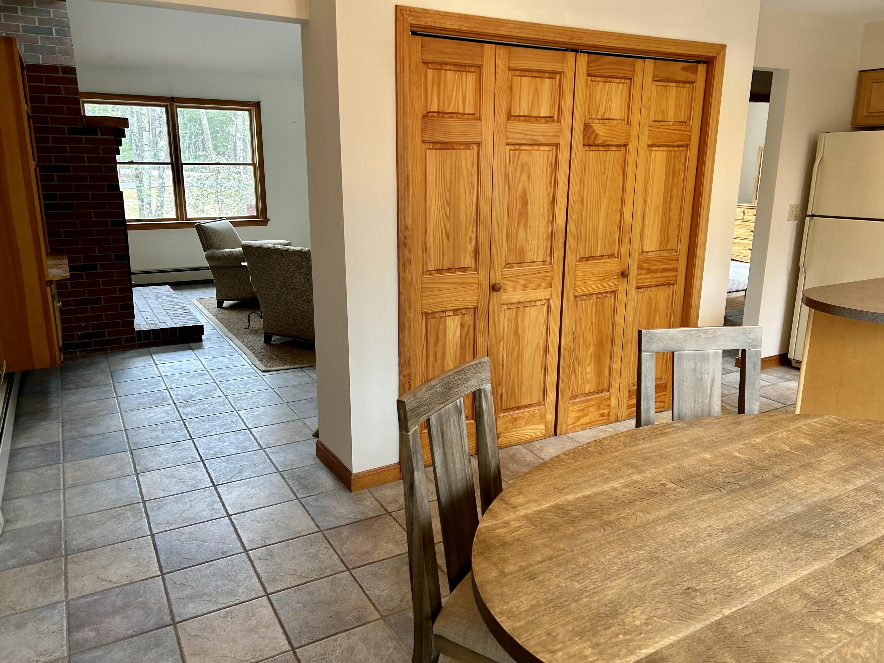 45 Mast Road Falmouth, ME 04105 - Photo 4 of 16 45 Mast Road