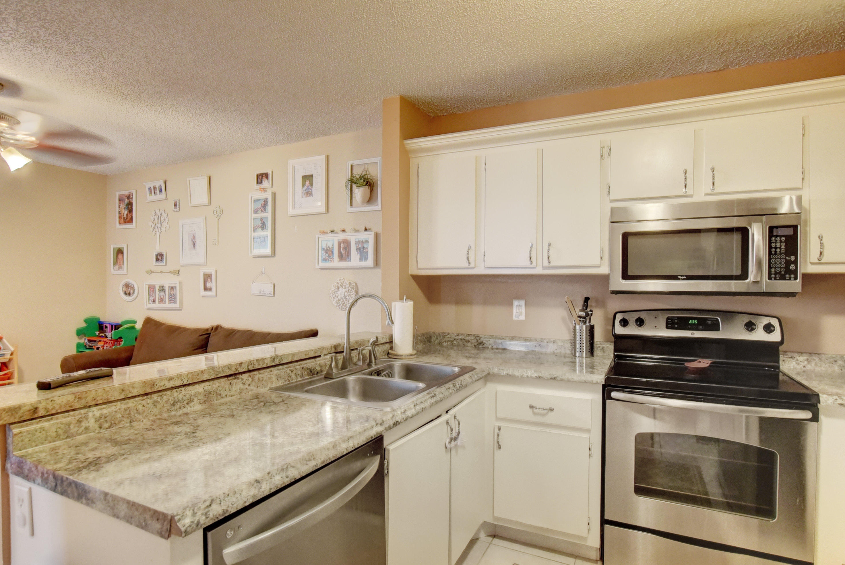 18834 Cloud Lake Circle Boca Raton, FL 33496 - Photo 14 of 29 26_ebf_0051and4more